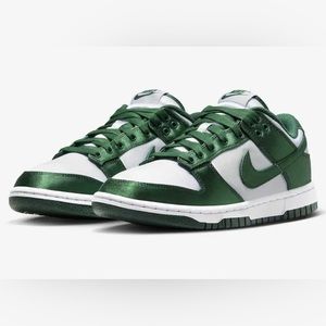 Nike Dunks in Green Satin size 9W